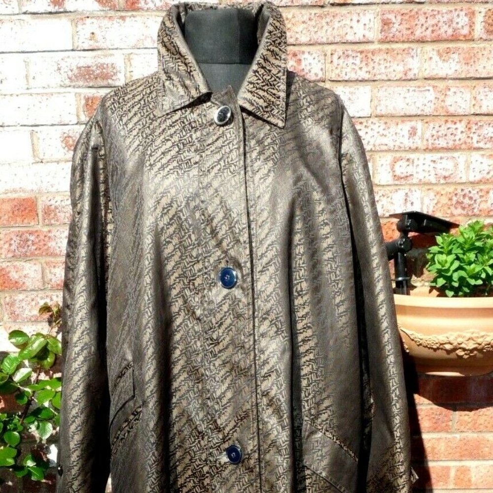 Silky shiny Four Seasons trench coat plus size